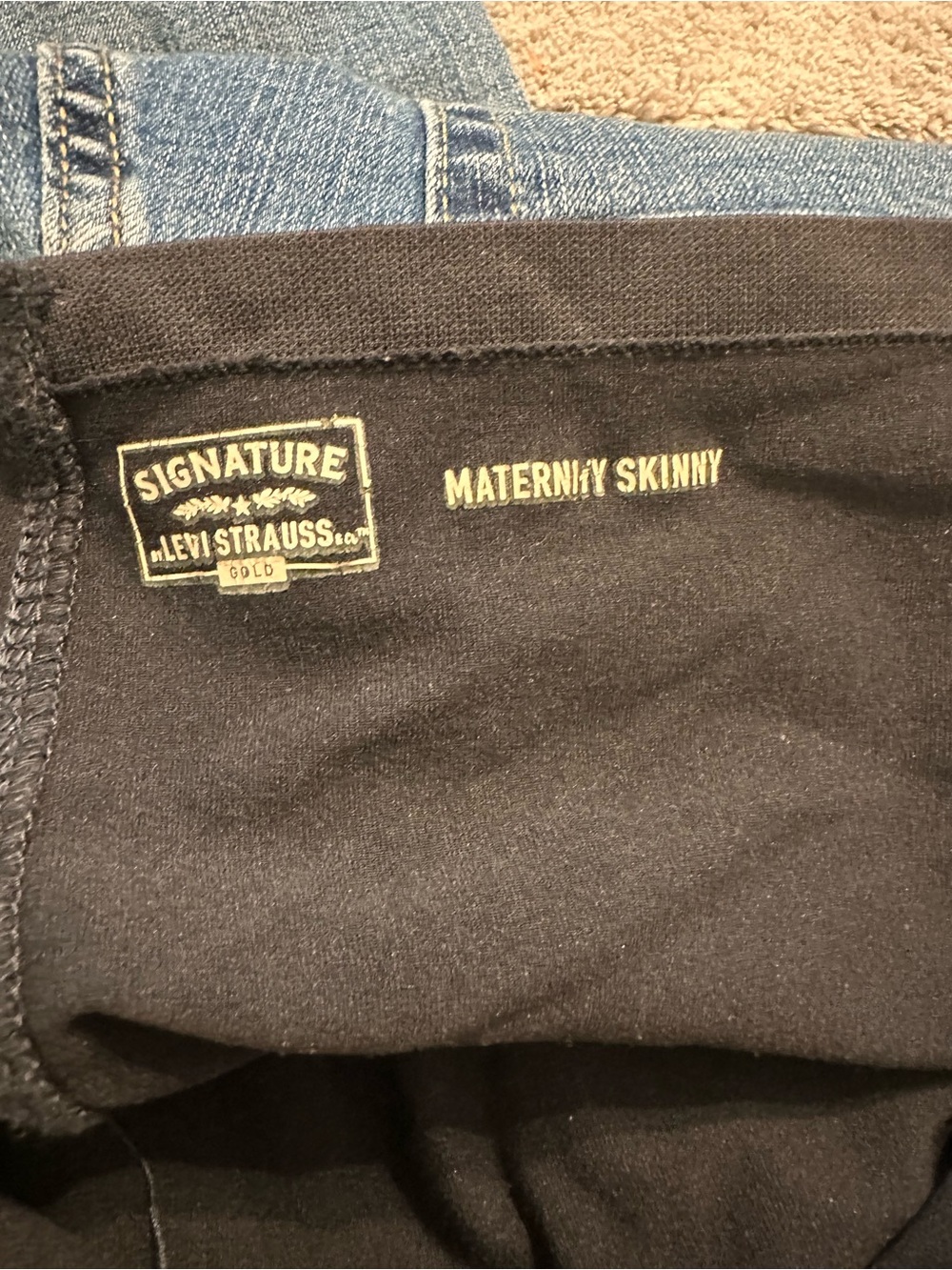 Signature by Levi Strauss Blue Maternity Skinny Jeans with Navy Waist Panel - Picture 2 of 8